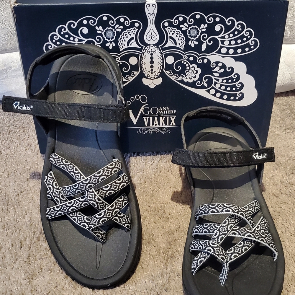 New Viakix Samara Sandals